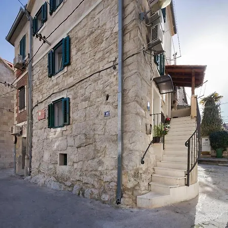 Old Town Retreat *